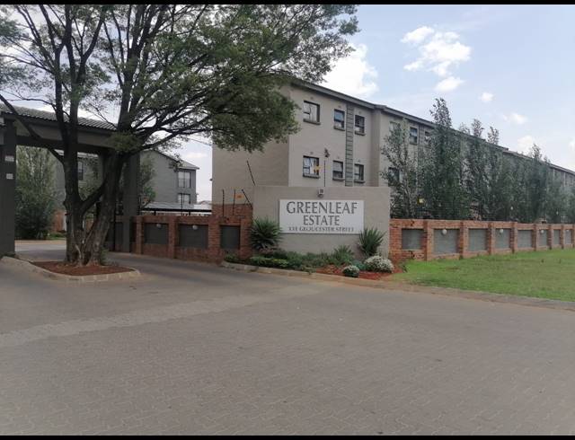 3 BEDROOM FLAT FOR SALE IN KENLEAF